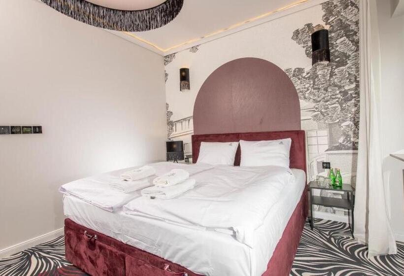 标准间, Fregata Kołobrzeg