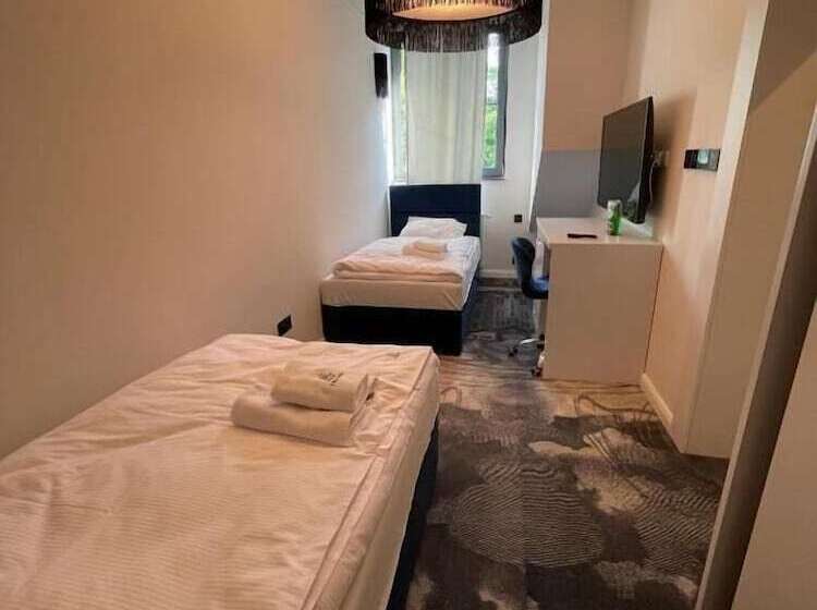 标准间, Fregata Kołobrzeg