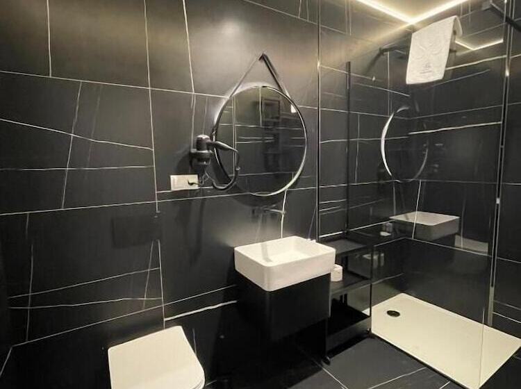 标准间, Fregata Kołobrzeg