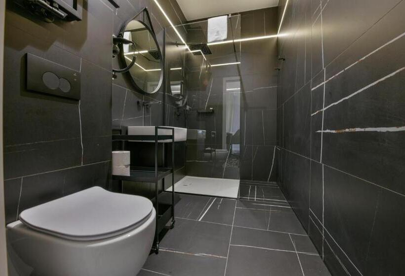 标准间, Fregata Kołobrzeg