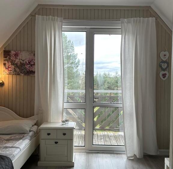 חדר סטנדרט עם מרפסת, Samsara   Prawdziwa Agroturystyka