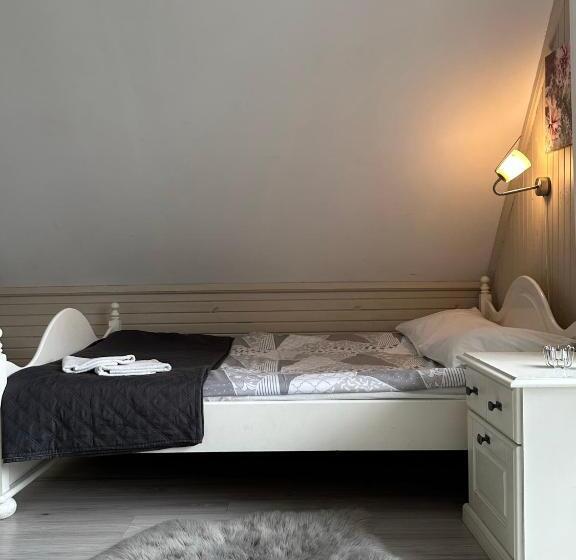 חדר סטנדרט עם מרפסת, Samsara   Prawdziwa Agroturystyka