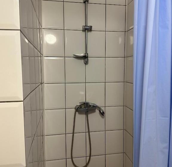 חדר סטנדרט לשלושה עם מרפסת, Samsara   Prawdziwa Agroturystyka