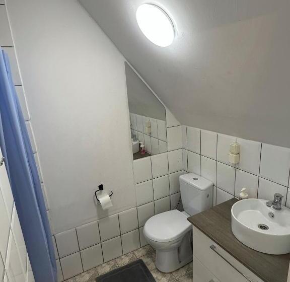 חדר סטנדרט לשלושה עם מרפסת, Samsara   Prawdziwa Agroturystyka