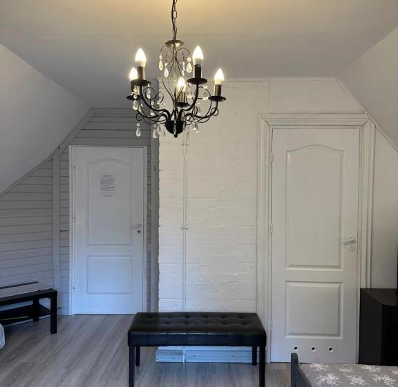 חדר סטנדרט לשלושה עם מרפסת, Samsara   Prawdziwa Agroturystyka