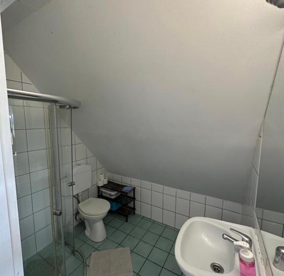 חדר סטנדרט לשלושה, Samsara   Prawdziwa Agroturystyka