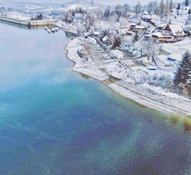 غرفة قياسية مطلّة علي البحيرة, Sztygarka Hetmańska Resort Solina