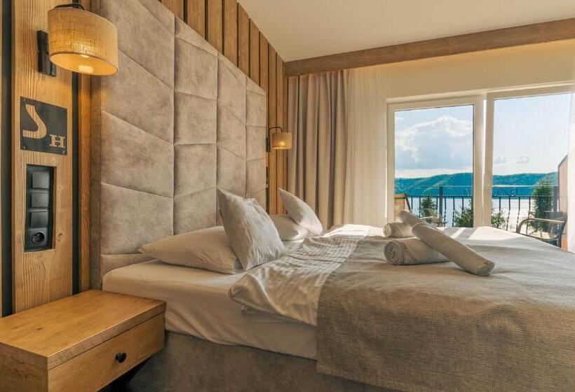 غرفة قياسية مطلّة علي البحيرة, Sztygarka Hetmańska Resort Solina