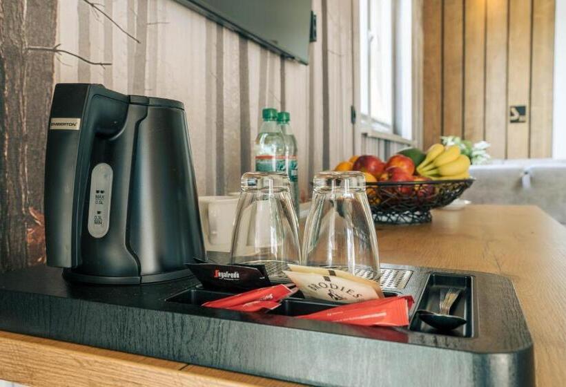 غرفة قياسية سرير كينج, Sztygarka Hetmańska Resort Solina