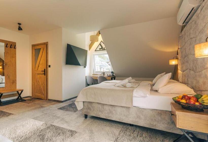 غرفة قياسية مطلّة علي البحيرة, Sztygarka Hetmańska Resort Solina