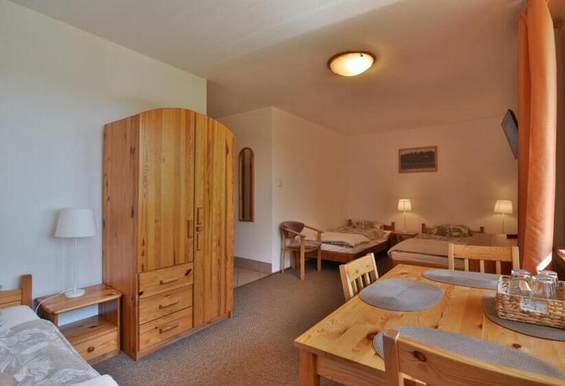 标准三人间, Gospodarstwo Gościnne Racibór