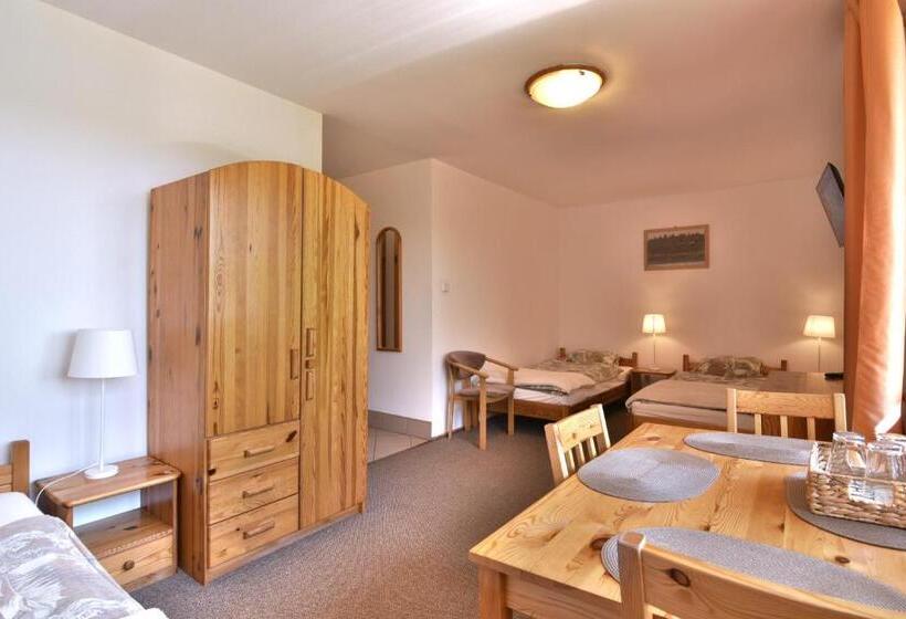 标准三人间, Gospodarstwo Gościnne Racibór