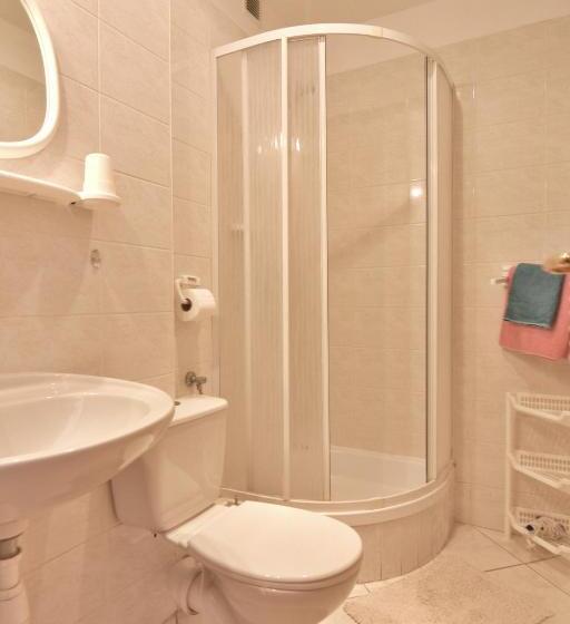 标准三人间, Gospodarstwo Gościnne Racibór