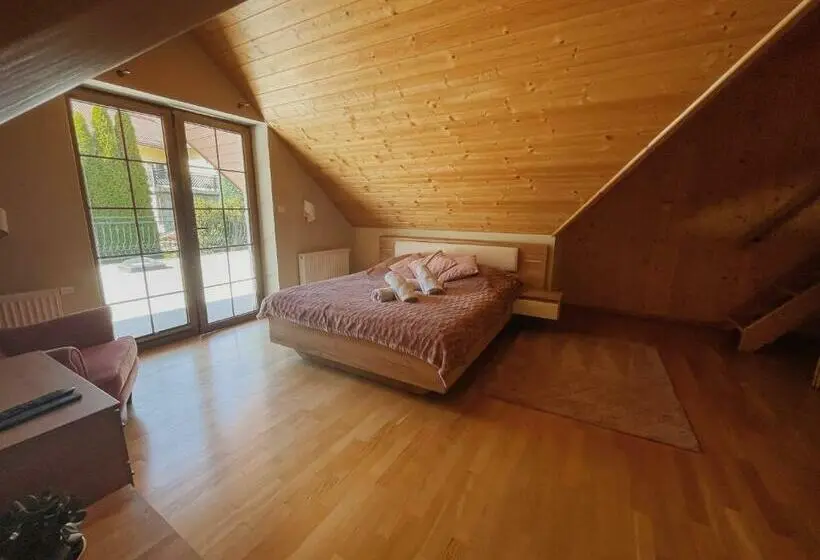 スタンダード４人部屋, Leśne Wzgórze Korbielów