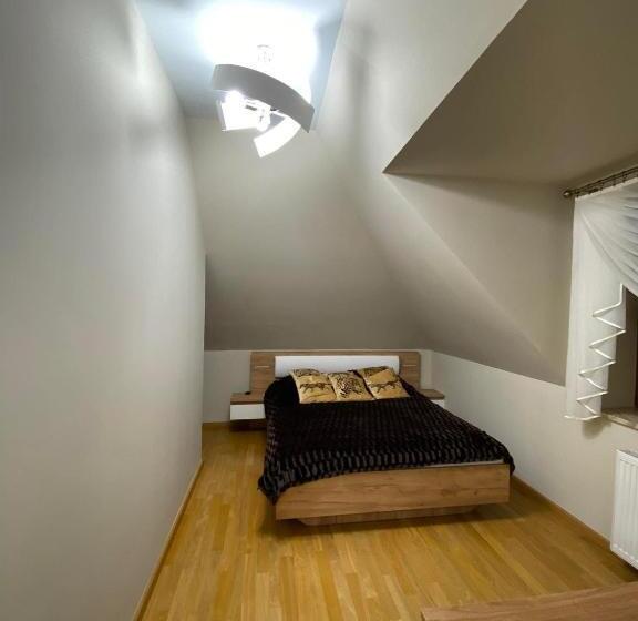 חדר סטנדרט לארבעה, Leśne Wzgórze Korbielów