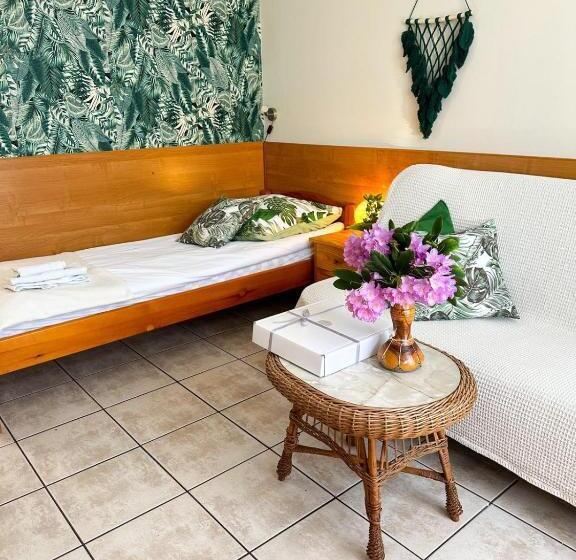 Номер Стандарт с Террасой, Pokoje Gościnne Azaliowa 34 Mielno