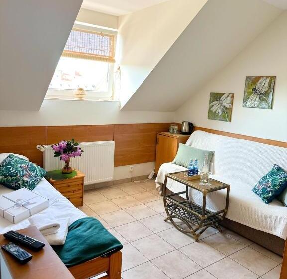 スタンダードトリプルルーム, Pokoje Gościnne Azaliowa 34 Mielno