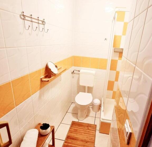 Семейный Номер, Pokoje Gościnne Azaliowa 34 Mielno