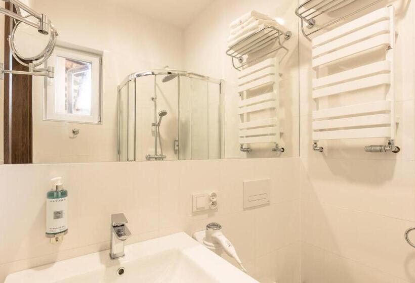 标准三人间, Villa Rosa   200m Od Morza