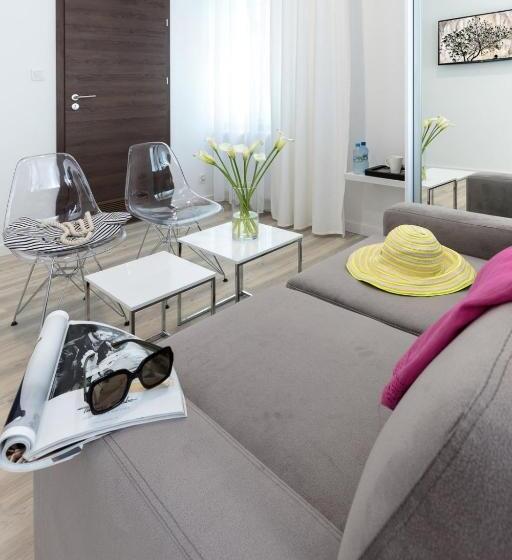 标准三人间, Villa Rosa   200m Od Morza