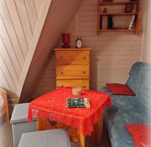 家庭间, Willa Juna Tatry