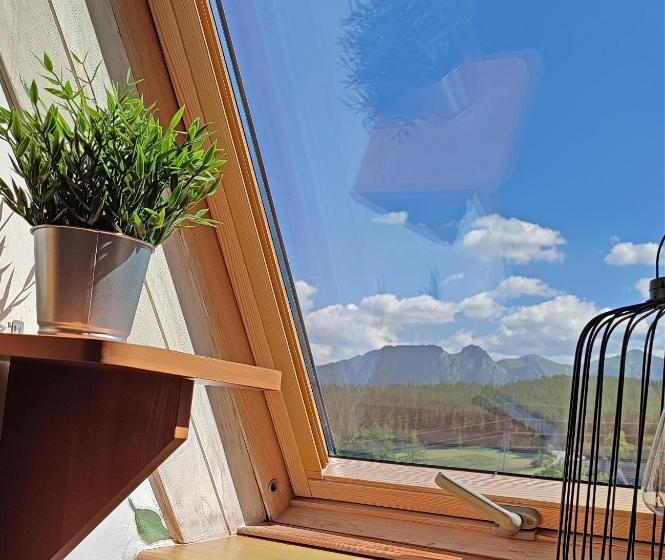 标准三人间, Willa Juna Tatry