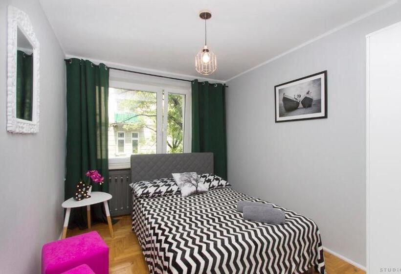 اتاق استاندارد با سرویس بهداشتی مشترک, Clicktheflat Hoża Street Apart Rooms