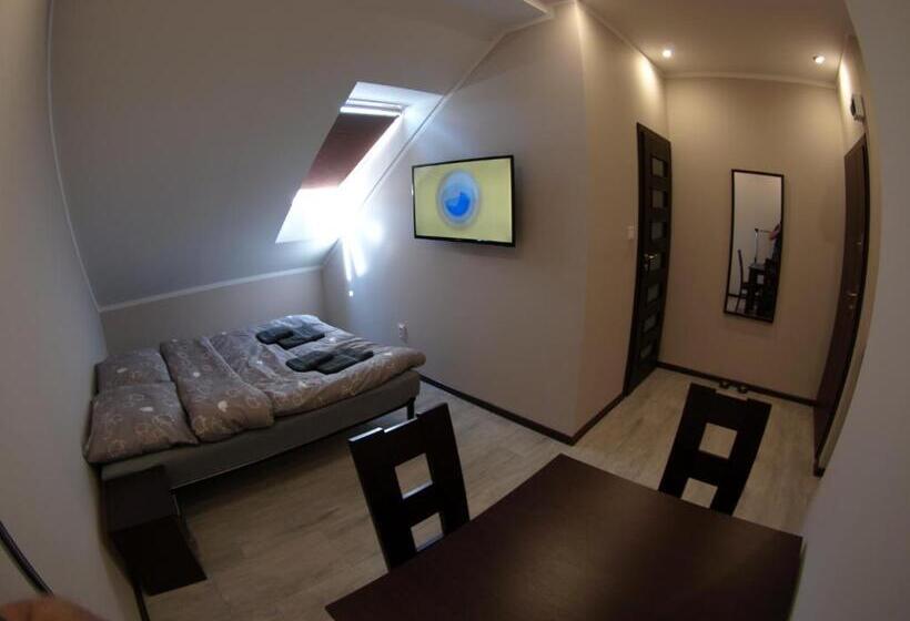 اتاق استاندارد, Kancelaria