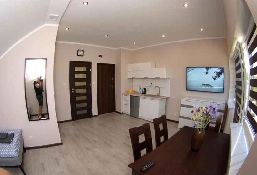 آپارتمان 1 خوابه, Kancelaria