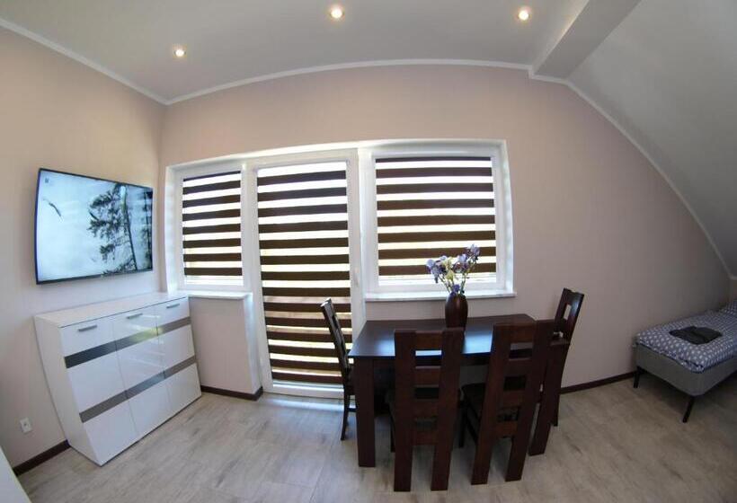 آپارتمان 1 خوابه, Kancelaria