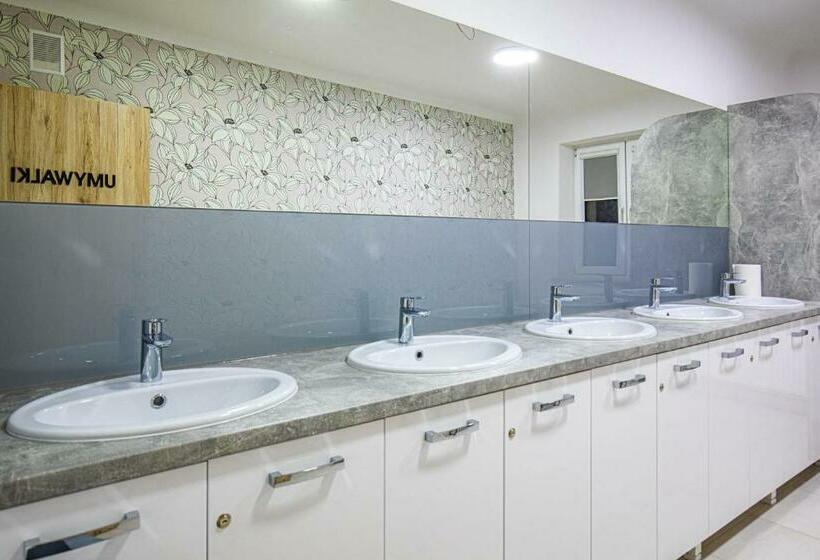 غرفة قياسية, Marathon Noclegi