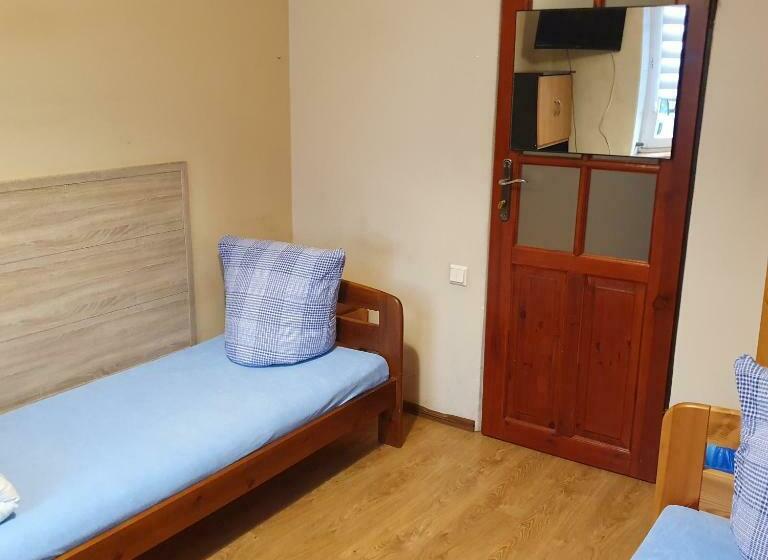 חדר בסיסי חדר אמבטיה משותף, Noclegi Silesia Aster