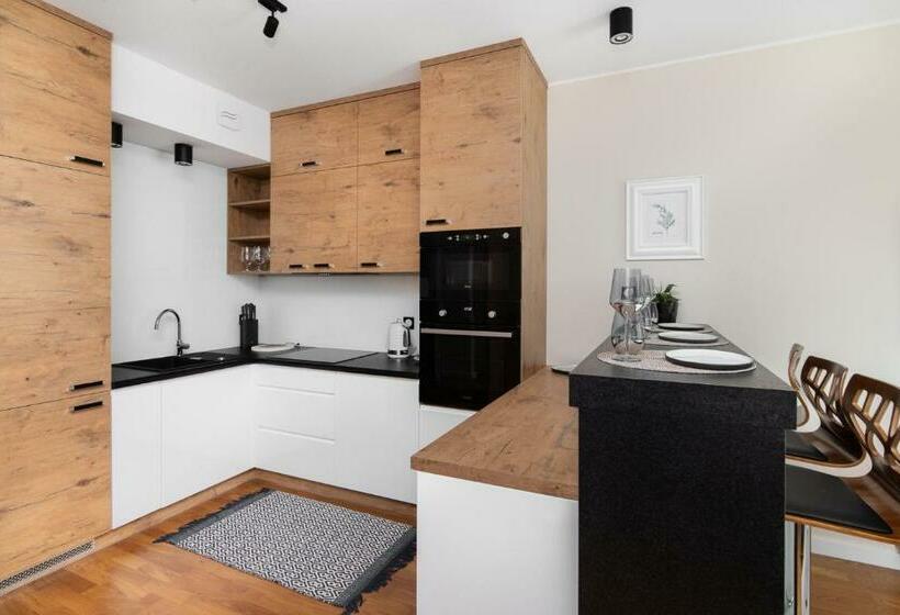 Апартаменты 1 Спальня, Symphony Baltica Towers Apartamenty