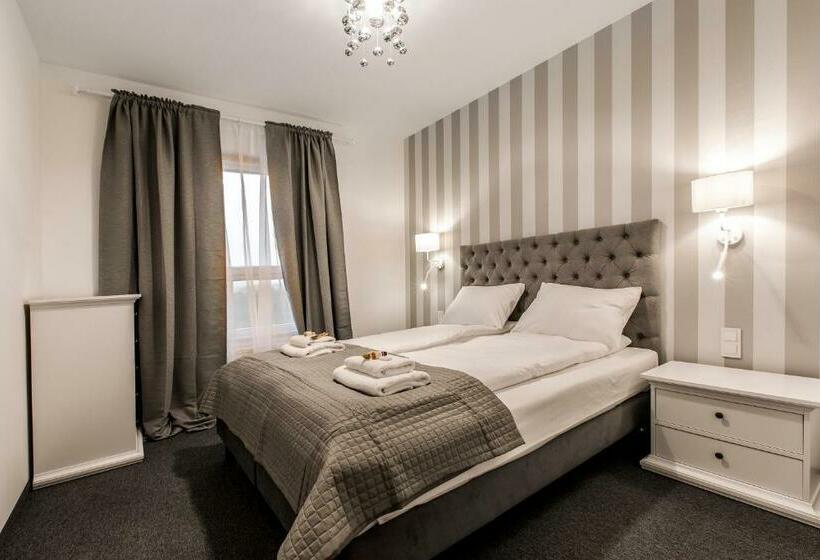 Апартаменты Deluxe 1 Спальня, Symphony Baltica Towers Apartamenty