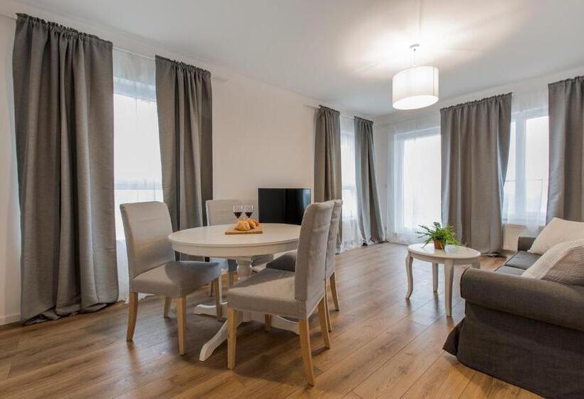 Апартаменты Deluxe 1 Спальня, Symphony Baltica Towers Apartamenty