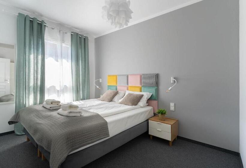 Апартаменты 1 Спальня, Symphony Baltica Towers Apartamenty