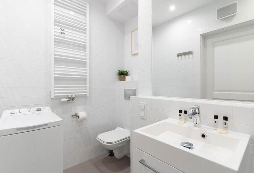 Апартаменты 1 Спальня, Symphony Baltica Towers Apartamenty