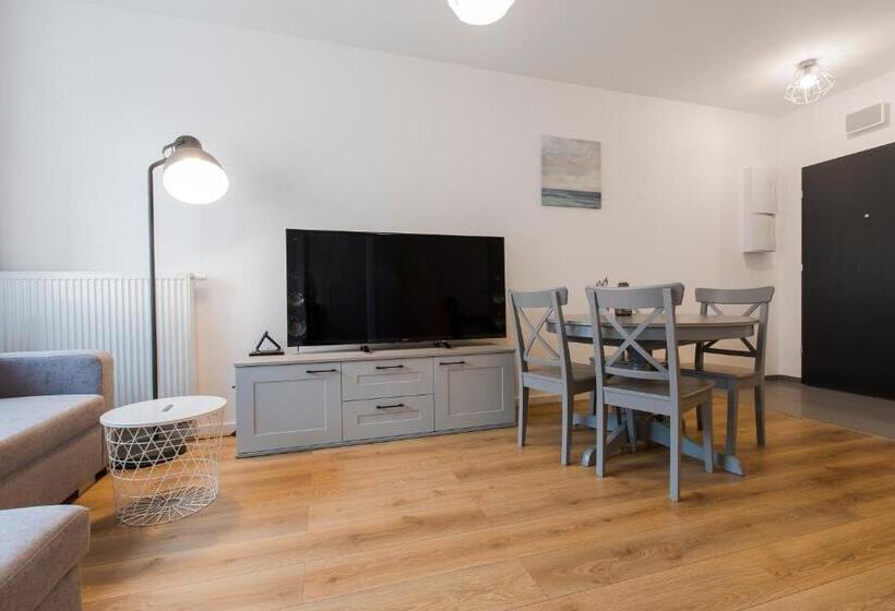 Апартаменты 1 Спальня, Symphony Baltica Towers Apartamenty