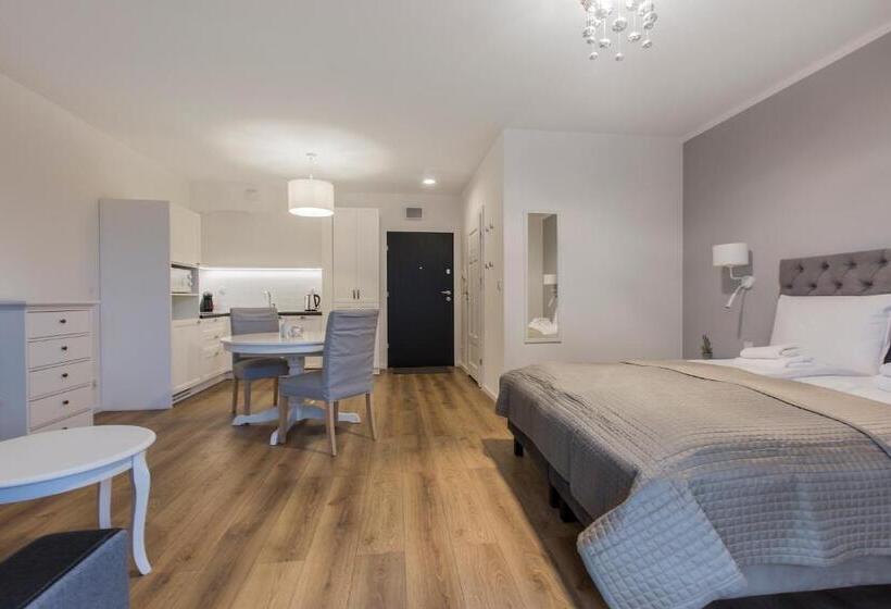 Студио Стандарт с Балконом, Symphony Baltica Towers Apartamenty