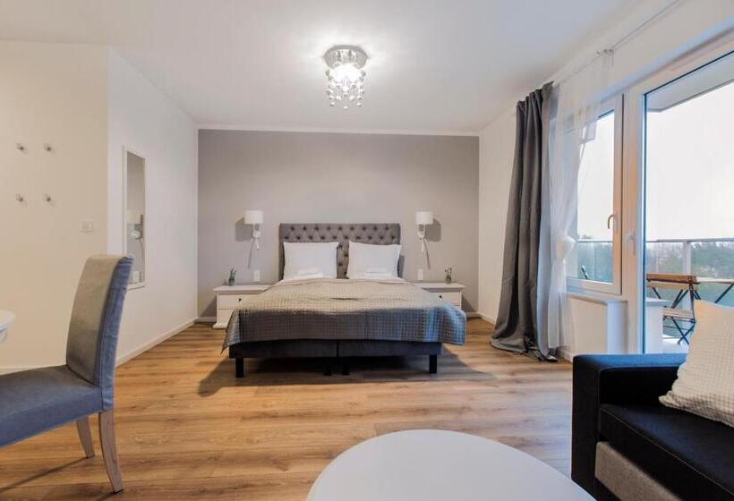 Студио Стандарт с Балконом, Symphony Baltica Towers Apartamenty