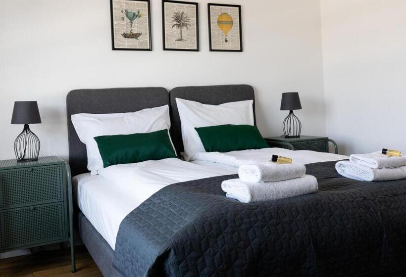 Люкс Deluxe Кровать Кинг, Symphony Baltica Towers Apartamenty