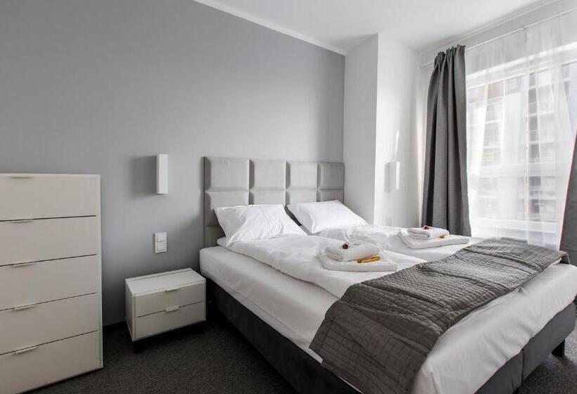 Апартаменты 1 Спальня, Symphony Baltica Towers Apartamenty