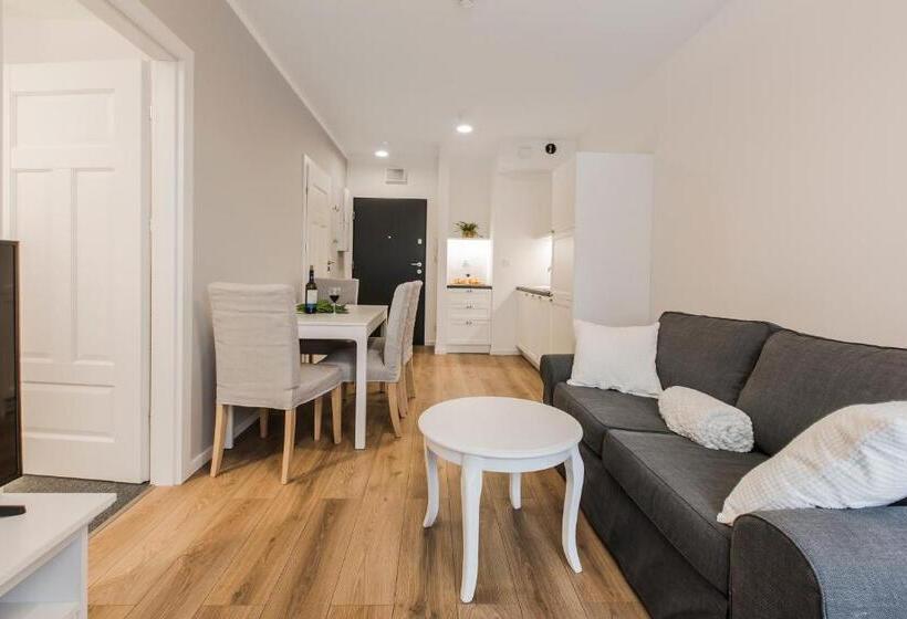 Апартаменты 1 Спальня, Symphony Baltica Towers Apartamenty