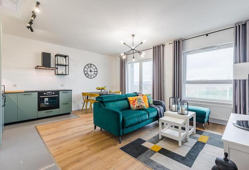 Люкс Superior Вид на Море, Symphony Baltica Towers Apartamenty