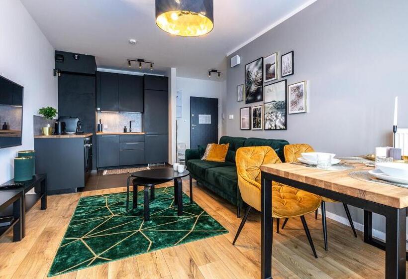 Апартаменты Superior 1 Спальня, Symphony Baltica Towers Apartamenty