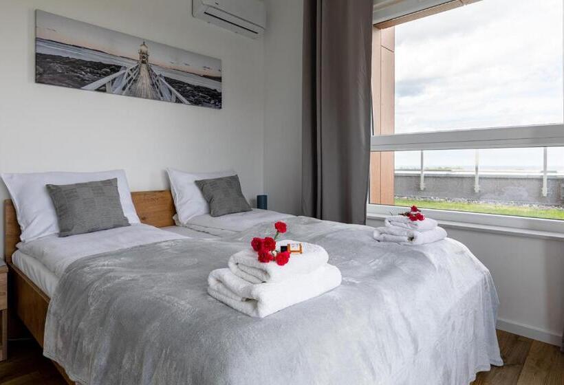Апартаменты 3 Спальни, Symphony Baltica Towers Apartamenty