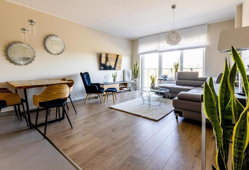 Люкс, Symphony Baltica Towers Apartamenty