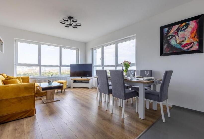 Люкс Deluxe Вид на Море, Symphony Baltica Towers Apartamenty