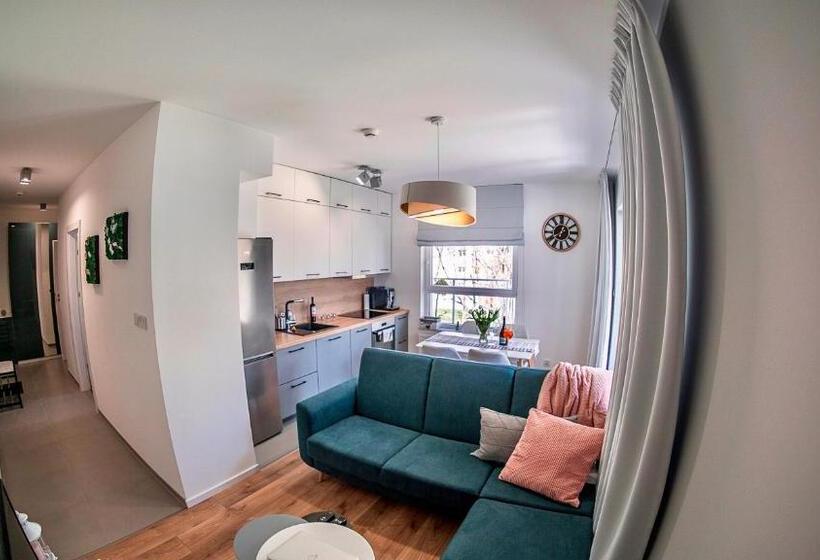 Апартаменты Deluxe 1 Спальня, Symphony Baltica Towers Apartamenty