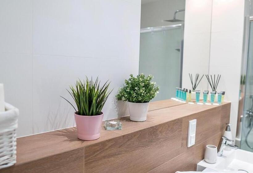 Апартаменты Deluxe 1 Спальня, Symphony Baltica Towers Apartamenty